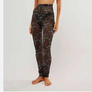 Free People Intimately French Kiss Lace Leggings in Black Size Small